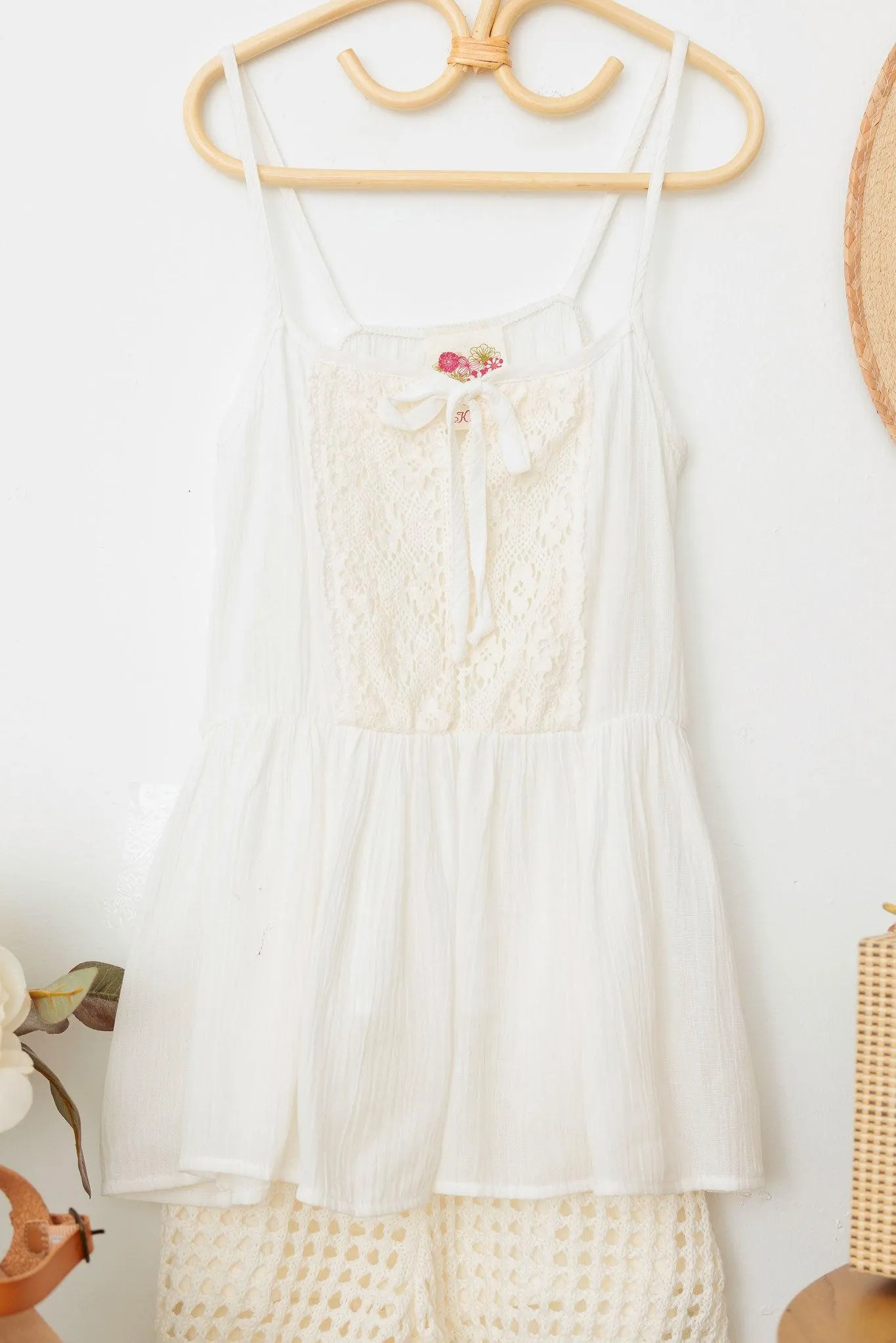 Girls Western Sleeveless Front Lace And Tie Tops