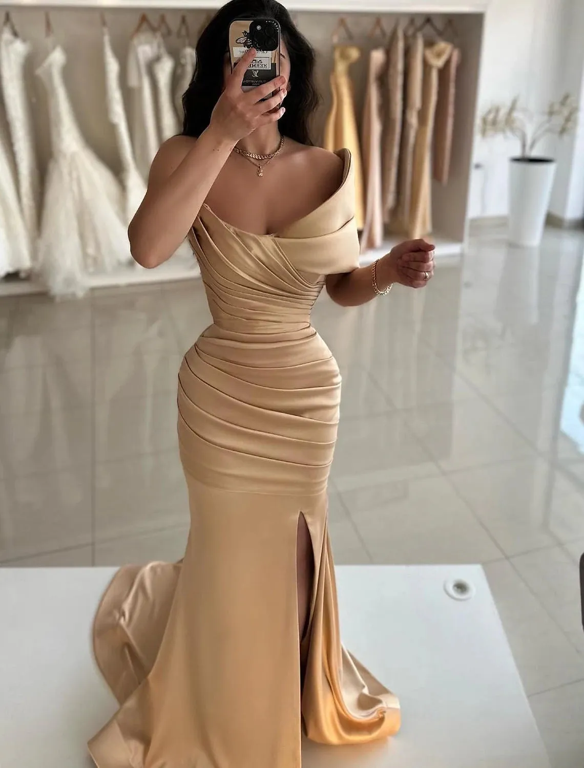 Mermaid / Trumpet Prom Dresses Elegant Dress Formal Prom Floor Length Sleeveless Off Shoulder Satin with Ruched Slit